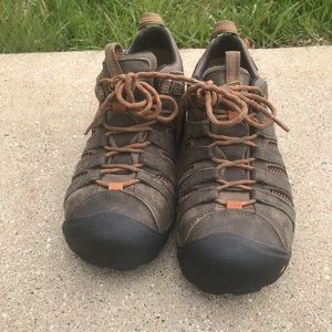 Keen Steel Toe Work Shoes Men’s size 9